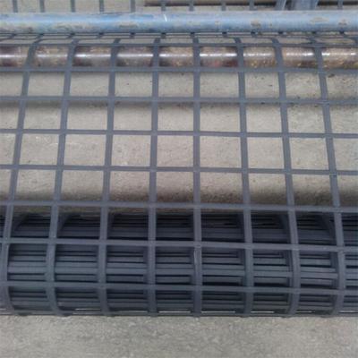 钢塑复合土工格栅 材料特性与应用优势探析