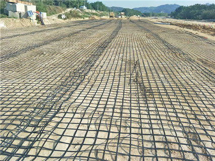 景洪地区单向钢塑土工格栅供应与报价解析